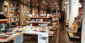 Centre Cultural - Librería Blanquerna