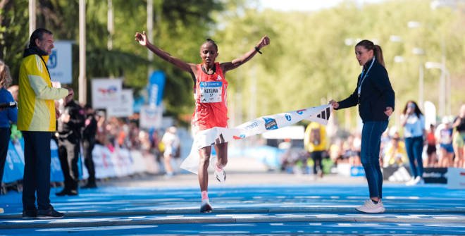 La etíope Maritu Ketema, ganadora del Maratón Zurich Rock ‘n’ Roll Running Series Madrid 2025