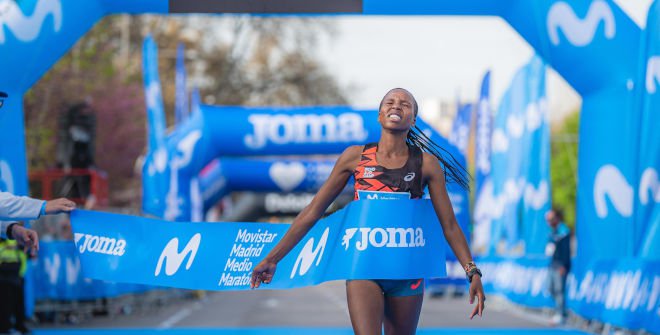 La keniana Emmy Jepkemoi Mutai, ganadora del Medio Maratón Movistar Madrid 2025